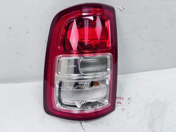 2019 2020 2021 2022 2023 2024 DODGE RAM 2500 3500 HALOGEN LEFT OEM TAIL LIGHT