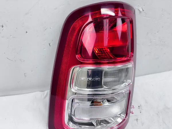 2019 2020 2021 2022 2023 2024 DODGE RAM 2500 3500 HALOGEN LEFT OEM TAIL LIGHT - Image 8