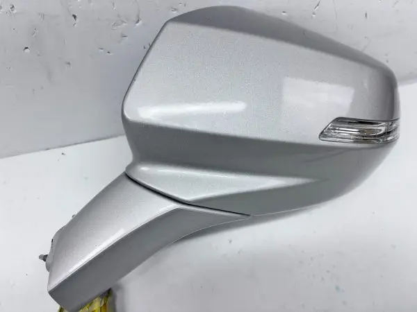 2020 2021 2022 2023 CHEVY BLAZER SILVER FRONT LEFT SIDE OEM MIRROR - Image 8