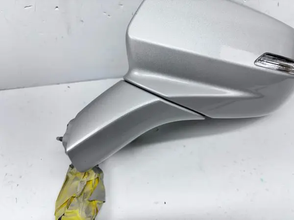 2020 2021 2022 2023 CHEVY BLAZER SILVER FRONT LEFT SIDE OEM MIRROR - Image 9