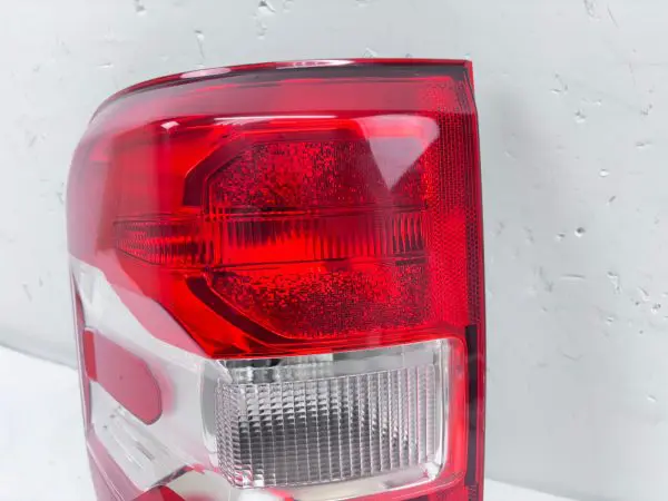 NZ6B13405AC  2022 2023 2024 FORD MAVERICK HALOGEN REAR LEFT OEM TAIL LIGHT - Image 7