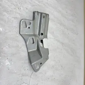 2008 2009 2010 2011 2012 Ford Escape Front Right Bumper Bracket 8L8z13A004A