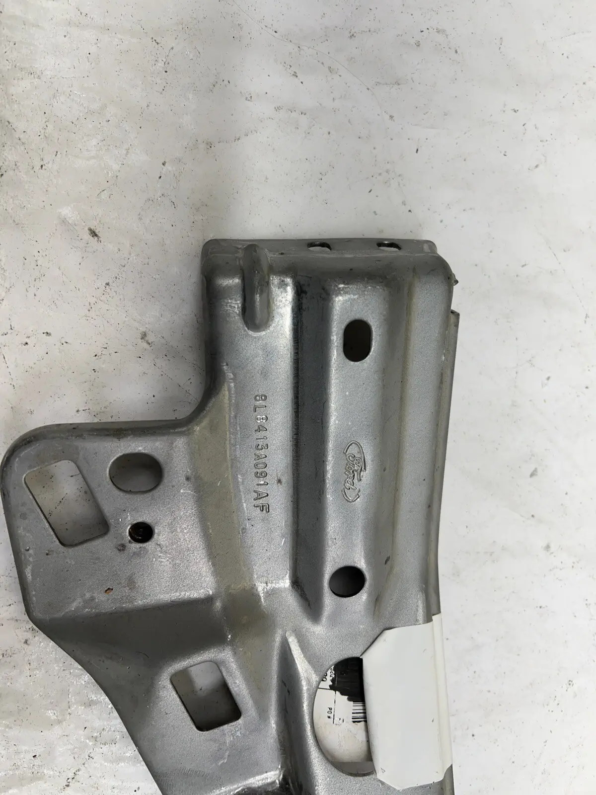 2008 2009 2010 2011 2012 Ford Escape Front Right Bumper Bracket 8L8z13A004A - Image 6
