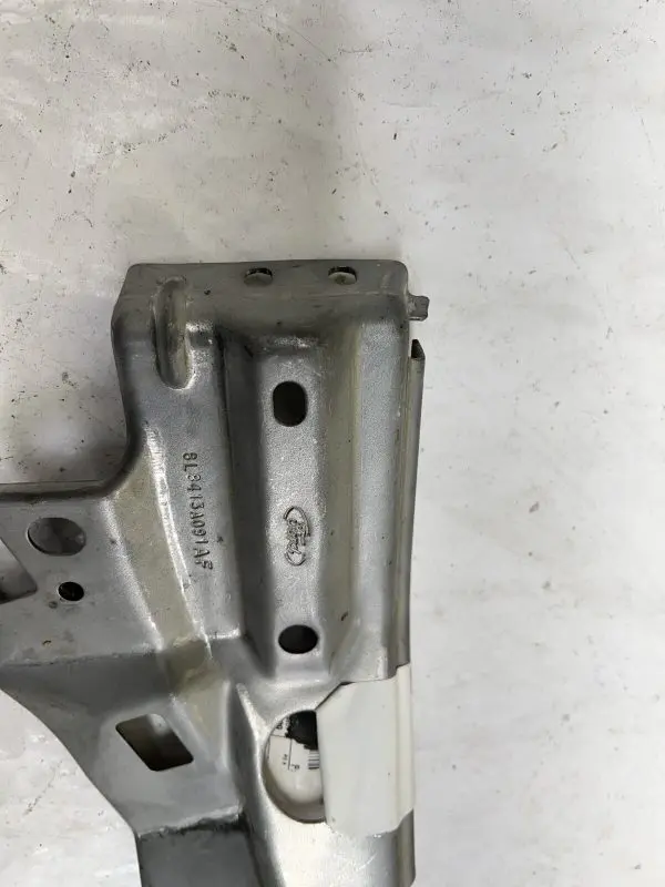2008 2009 2010 2011 2012 Ford Escape Front Right Bumper Bracket 8L8z13A004A - Image 7