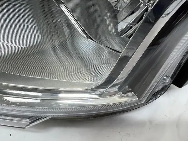 NICE 2015 2016 2017 2018 2019 NISSAN VERSA HALOGEN  FRONT LEFT OEM HEADLIGHT - Image 14