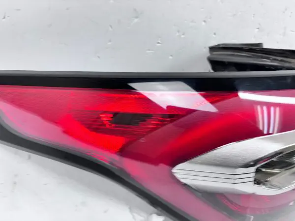 GJ5413405AG  2017 2018 2019 FORD ESCAPE LED REAR LEFT OEM TAIL LIGHT - Image 9