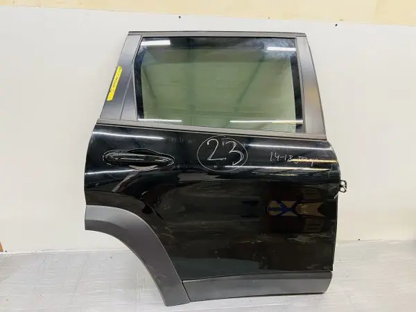 2014 2015 2016 2017 2018 JEEP CHEROKEE REAR RIGHT PASSENGER SIDE OEM DOOR