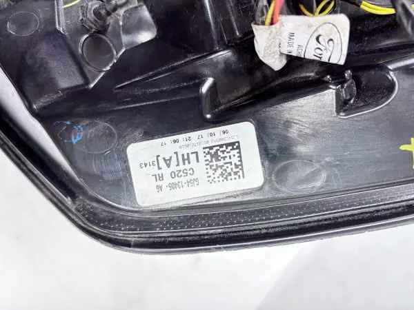 GJ5413405AG  2017 2018 2019 FORD ESCAPE LED REAR LEFT OEM TAIL LIGHT - Image 18
