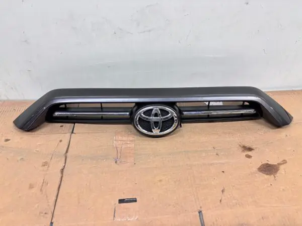 2020 2021 2022 2023 TOYOTA 4RUNNER GRAY FRONT OEM  GRILLE 53101-35100 - Image 2