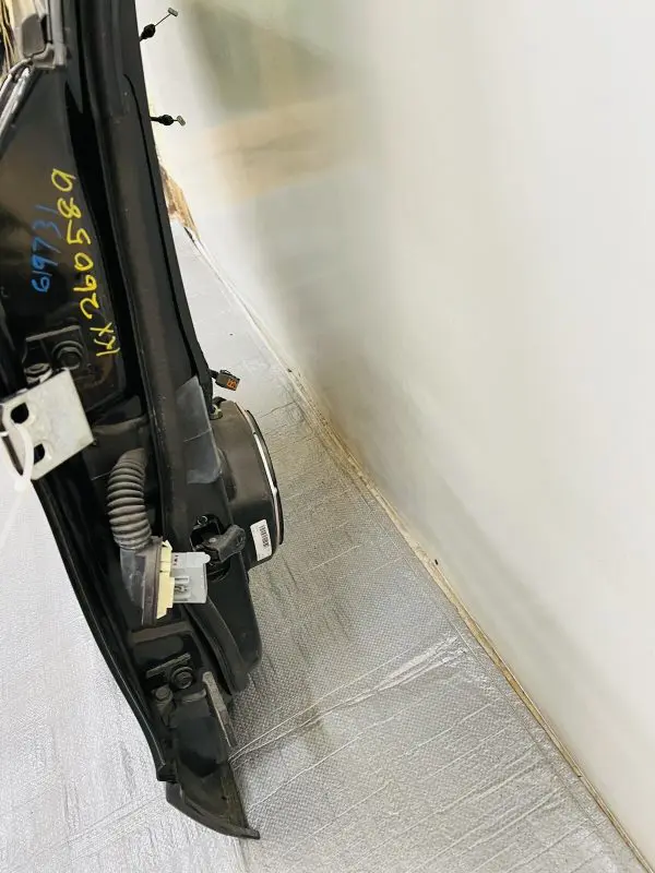 2014 2015 2016 2017 2018 JEEP CHEROKEE REAR RIGHT PASSENGER SIDE OEM DOOR - Image 13