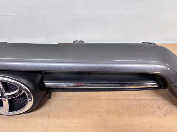 2020 2021 2022 2023 TOYOTA 4RUNNER GRAY FRONT OEM  GRILLE 53101-35100 - Image 7