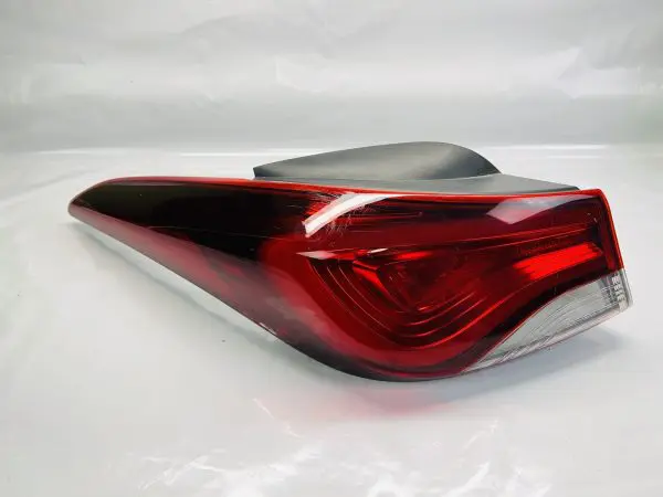 924013X2  2014 2015 2016 HYUNDAI ELANTRA REAR LEFT LED OUTER OEM TAIL LIGHT