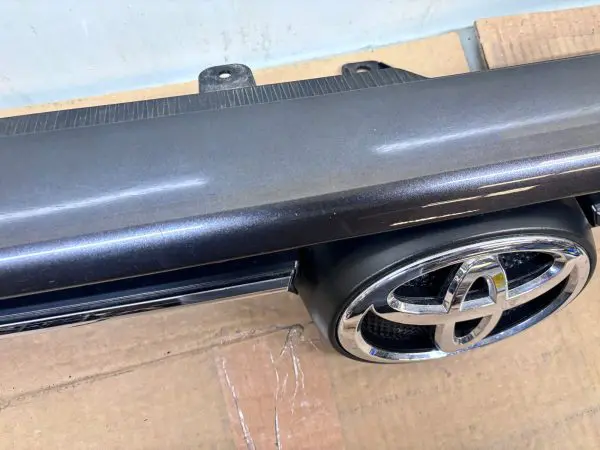 2020 2021 2022 2023 TOYOTA 4RUNNER GRAY FRONT OEM  GRILLE 53101-35100 - Image 11