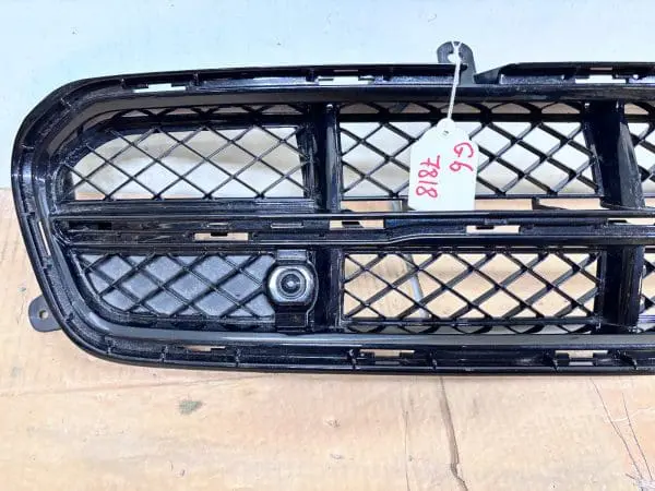 2014 2015 2016 2017 2018 2019 CHEVY CORVETTE C7 FRONT OEM  GRILLE WITH CAMERA - Image 10