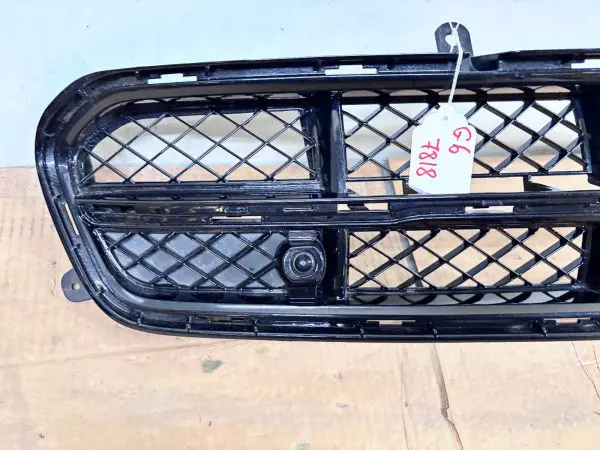 2014 2015 2016 2017 2018 2019 CHEVY CORVETTE C7 FRONT OEM  GRILLE WITH CAMERA - Image 11
