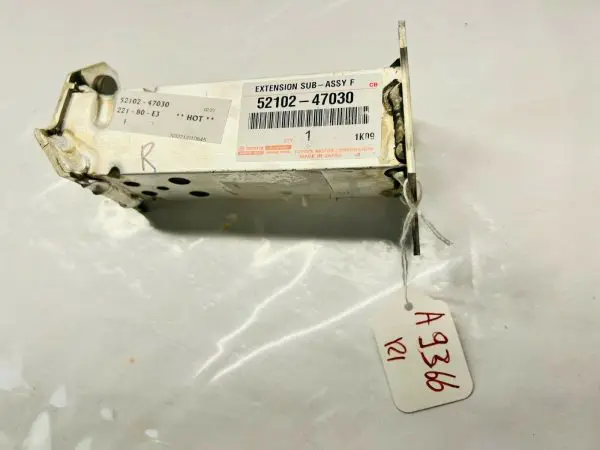 52102-47030 2016-2020 2021 2022 TOYOTA PRIUS FRONT RIGHT IMPACT BAR EXTENSION - Image 2