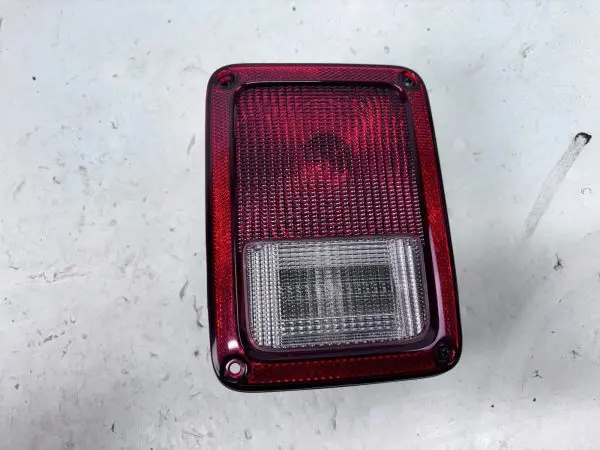 55077890ah OEM 2007-2017 JEEP WRANGLER 2018 WRANGLER JK REAR RIGHT TAIL LIGHT
