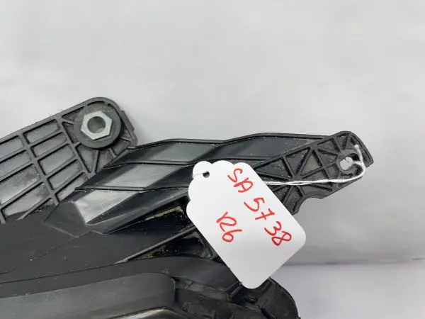 2013 2014 2015 2016 2017 CHEVY TRAVERSE HALOGEN FRONT LEFT OEM HEADLIGHT - Image 4