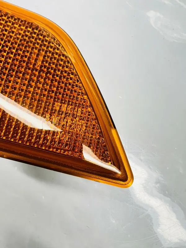 A2048200221 2008-2011 MERCEDES C CLASS C300 C350 FRONT RIGHT SIDE MARKER 09 10 - Image 3