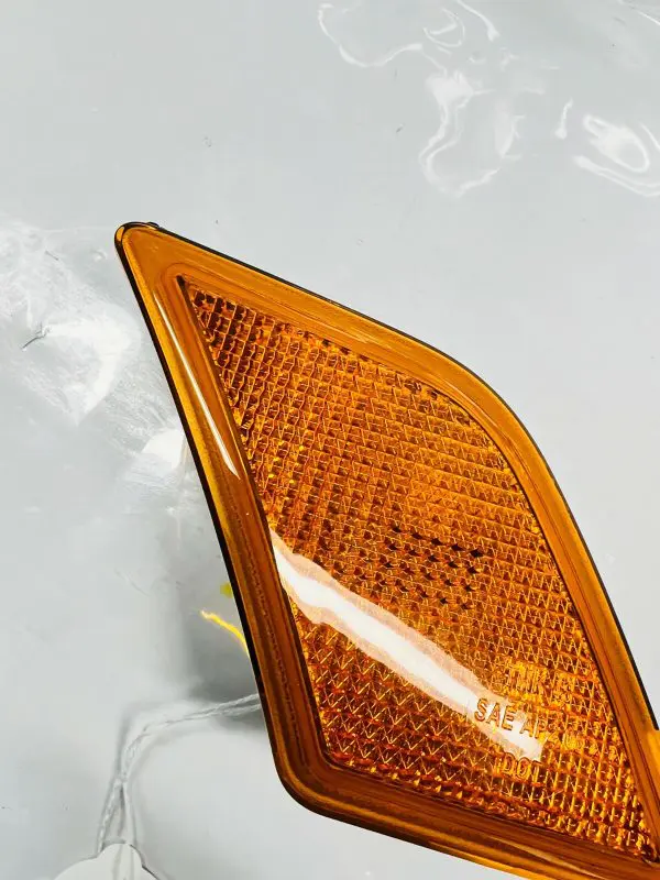 A2048200221 2008-2011 MERCEDES C CLASS C300 C350 FRONT RIGHT SIDE MARKER 09 10 - Image 5