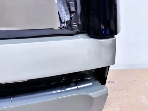 OEM 2022 2023 2024 RIVIAN R1S REAR TAIL GATE GENUINE LIFT GATE - Image 3