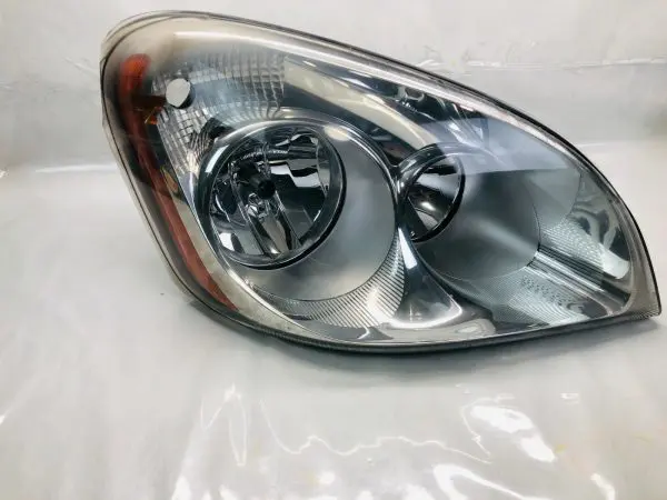 2008-2013 2014 2015 2016 FREIGHTLINER CASCADIA RIGHT OEM HEADLIGHT A0651907007
