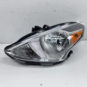2015 2016 2017 2018 2019 NISSAN VERSA HALOGEN FRONT LEFT OEM HEADLIGHT