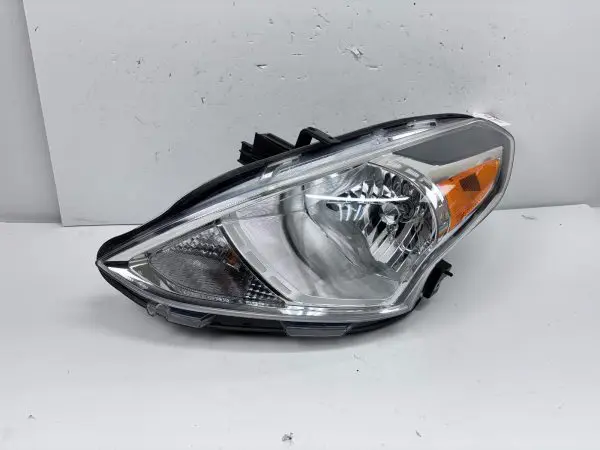 2015 2016 2017 2018 2019 NISSAN VERSA HALOGEN FRONT LEFT OEM HEADLIGHT