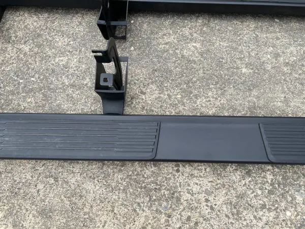 2020-2022 2023 2024 SILVERADO 2500 3500 BLACK LF RH OEM RUNNING BOARDS 84676713 - Image 6