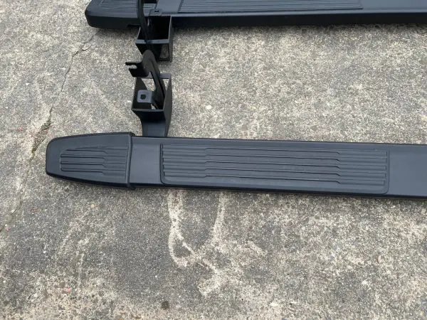 2020-2022 2023 2024 SILVERADO 2500 3500 BLACK LF RH OEM RUNNING BOARDS 84676713 - Image 11