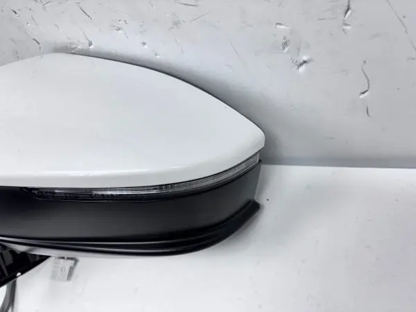 2023 2024 2025 TOYOTA CROW BLIND SPOT TURN SIGNAL FRONT LEFT SIDE OEM MIRROR - Image 4
