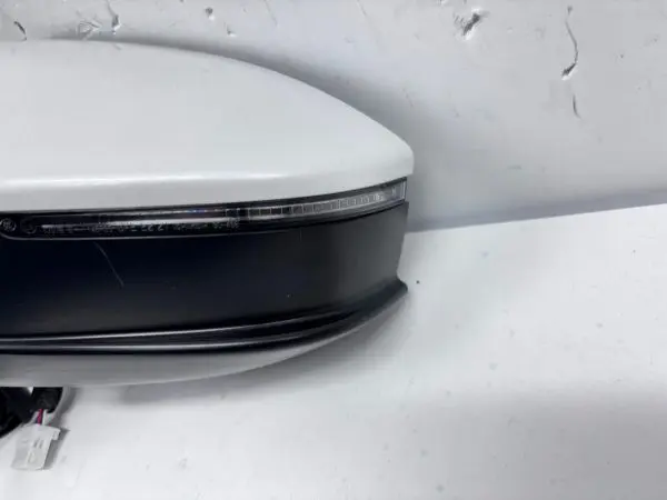 2023 2024 2025 TOYOTA CROW BLIND SPOT TURN SIGNAL FRONT LEFT SIDE OEM MIRROR - Image 5