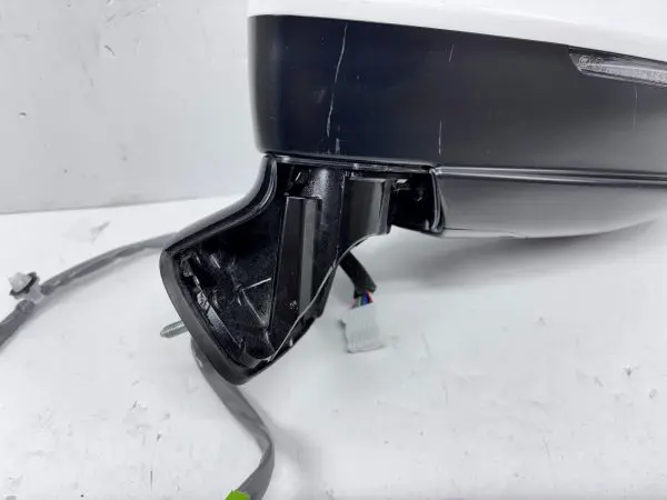 2023 2024 2025 TOYOTA CROW BLIND SPOT TURN SIGNAL FRONT LEFT SIDE OEM MIRROR - Image 9