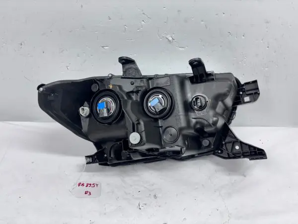 2016 2017 2018 2019 2020 2021 2022 TOYOTA TACOMA HALOGEN  LEFT OEM HEADLIGHT - Image 18