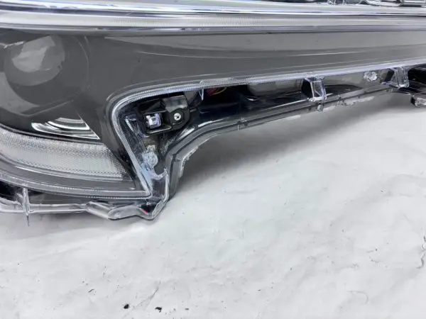 2023 2024 toyota corolla led front right oem headlight 81110-12n200 - Image 4