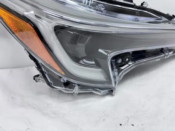 2023 2024 toyota corolla led front right oem headlight 81110-12n200 - Image 5