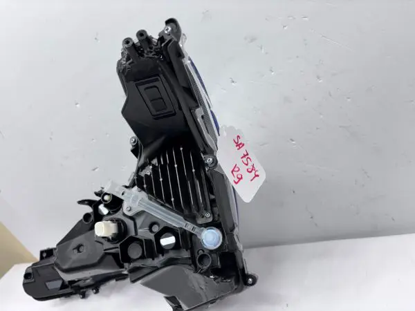 2023 2024 toyota corolla led front right oem headlight 81110-12n200 - Image 17