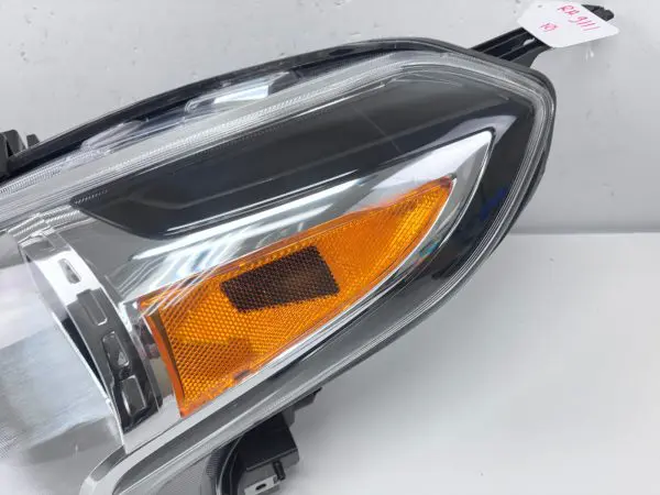 2015 2016 2017 2018 2019 NISSAN VERSA HALOGEN FRONT LEFT OEM HEADLIGHT - Image 13