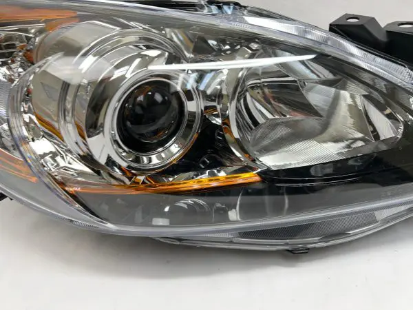 2010 2011 2012 2013 mazda 3 halogen front right capa headlight bbm4510k0k - Image 4