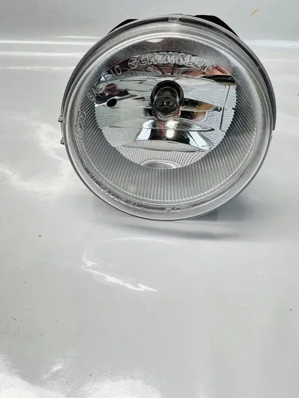 05182022AA 2011-2016 2017 2018 2019 2020 DODGE GRAND CARAVAN FRONT FOG LIGHT OEM - Image 3