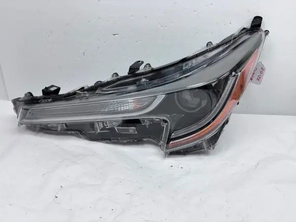 2020 2021 2022 toyota corolla led front left oem headlight - Image 2