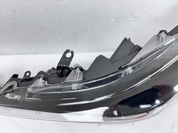 2020 2021 2022 toyota corolla led front left oem headlight - Image 17