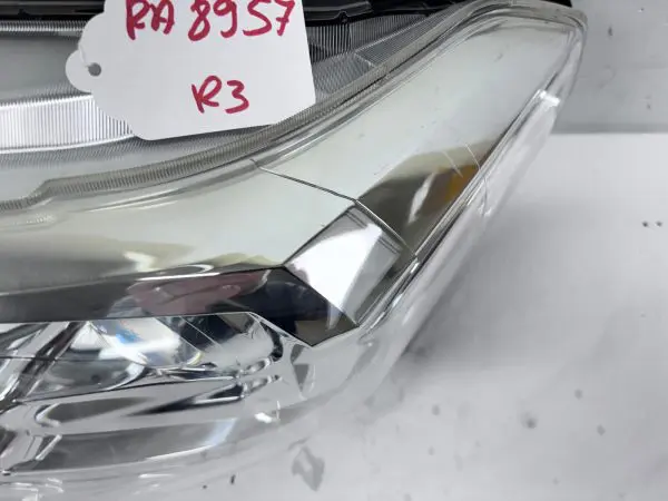 2016 2017 2018 2019 2020 2021 2022 TOYOTA TACOMA HALOGEN LEFT OEM HEADLIGHT - Image 9