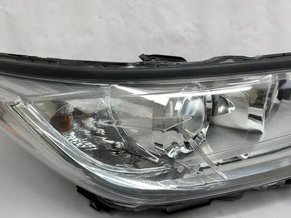 all tabs 2017 2018 2019 toyota highlander halogen front right oem headlight - Image 5