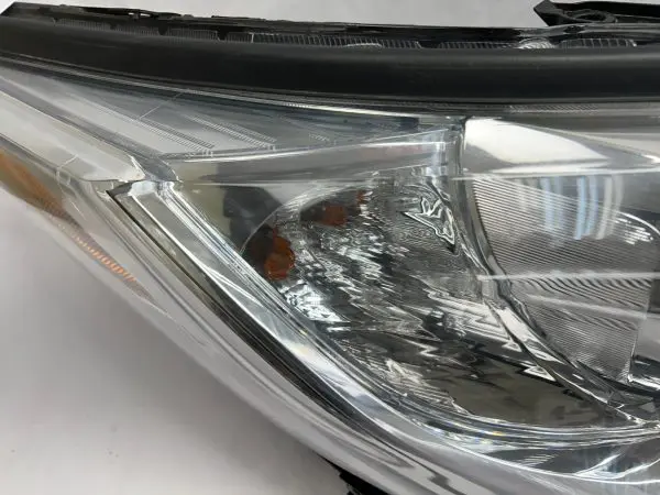 all tabs 2017 2018 2019 toyota highlander halogen front right oem headlight - Image 6