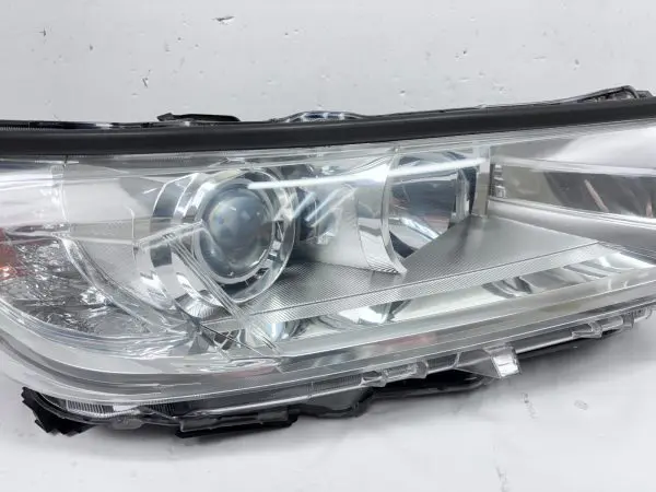 ALL TABS 2017 2018 2019 TOYOTA HIGHLANDER HALOGEN FRONT RIGHT OEM HEADLIGHT - Image 9