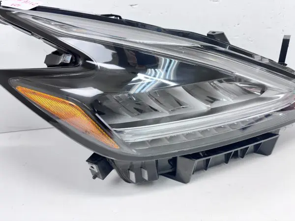 NICE 2019 2020 2021 NISSAN MURANO FULL LED FRONT RIGHT OEM HEADLIGHT - Image 6