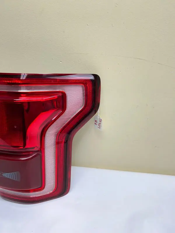 2015 2016 2017 FORD F150 RAPTOR LED BLIND SPOT REAR RIGHT OEM TAIL LIGHT - Image 2