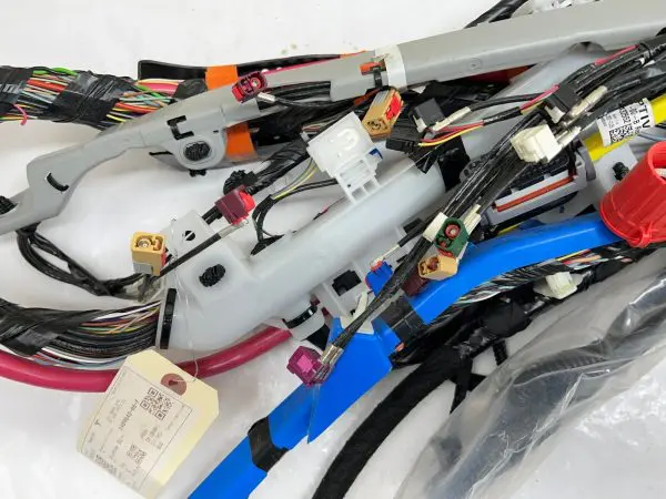2020 2021 2022 2023 TESLA MODEL Y MAIN RIGHT OEM BODY WIRE HARNESS 1489042-00-F - Image 8
