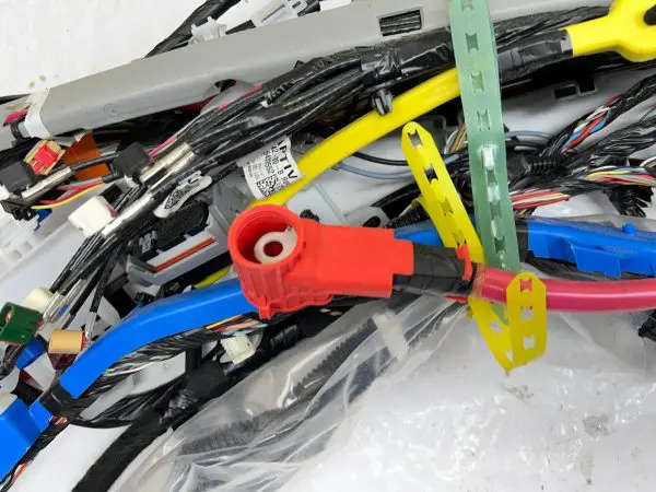 2020 2021 2022 2023 TESLA MODEL Y MAIN RIGHT OEM BODY WIRE HARNESS 1489042-00-F - Image 9